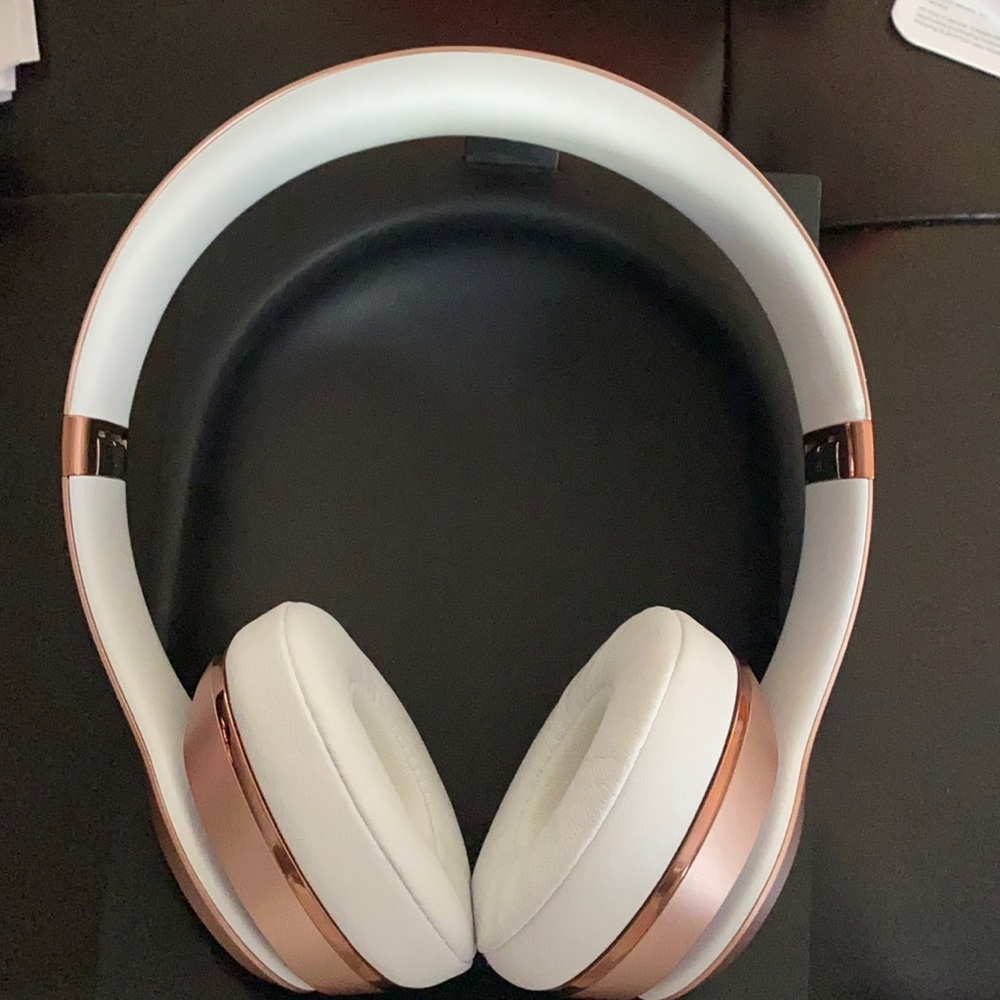 Rose gold beats Solo3 headphone